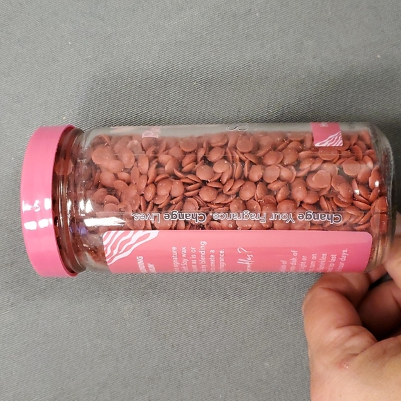 Cranberry - Pink Zebra 3.75 oz jar of sprinkles - Picture 8 of 9